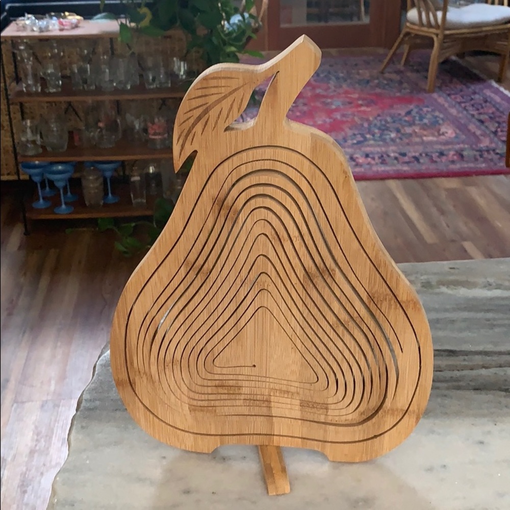 Collapsible Wooden Pear-shaped Fruit Basket - Picture 6 of 10